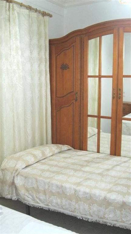 Pension Iglesias Saragossa Zimmer foto